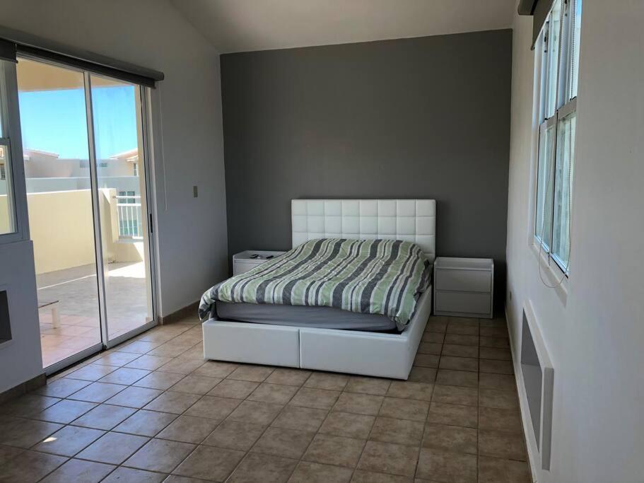 Haudimar Ph Beachfront Apt 4Br/3Bath Isabela Ngoại thất bức ảnh