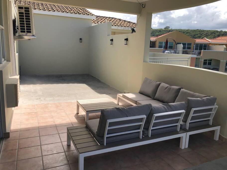 Haudimar Ph Beachfront Apt 4Br/3Bath Isabela Ngoại thất bức ảnh
